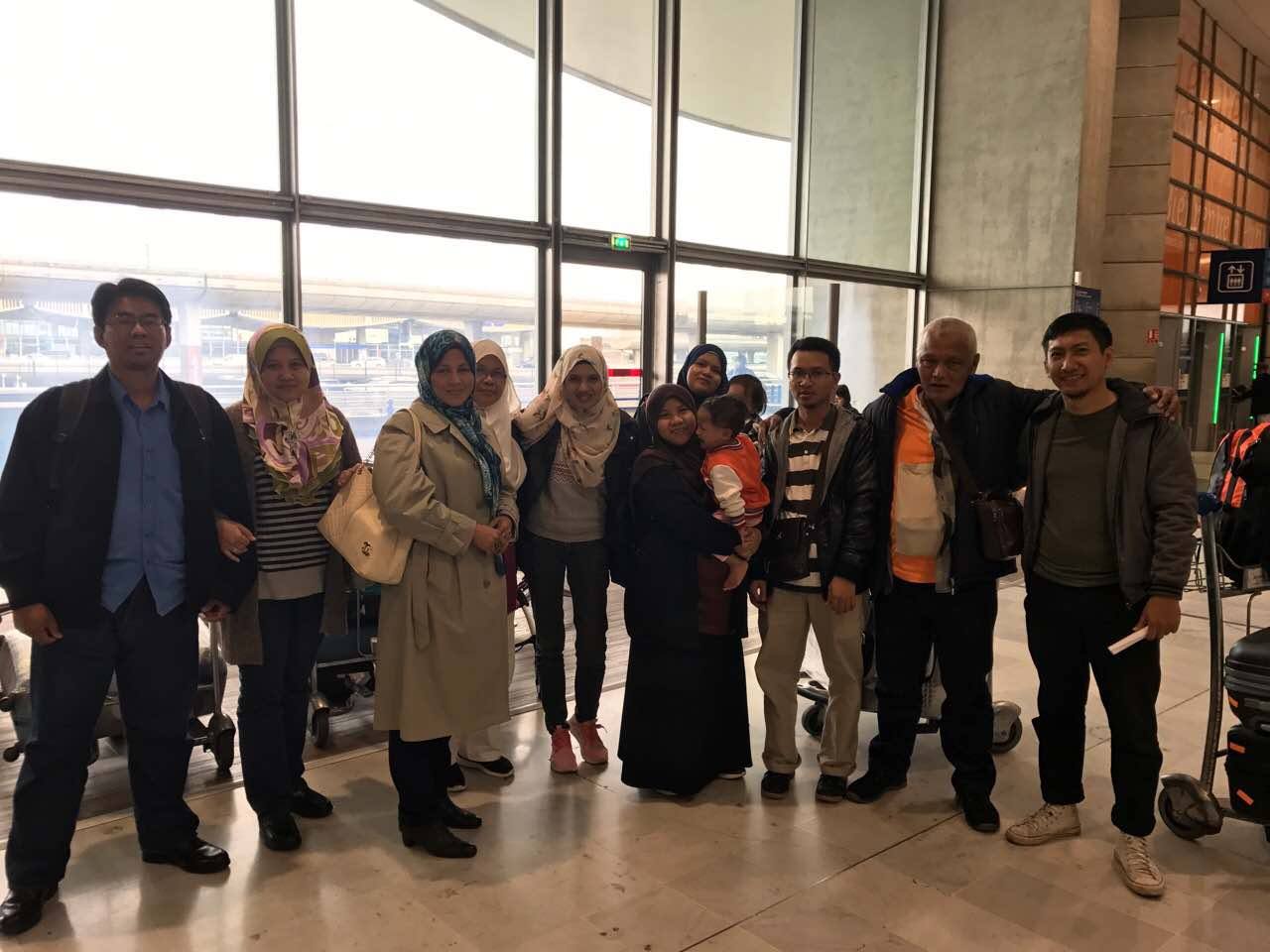 Taxi from Beauvais Airport to Radisson Blu Hotel