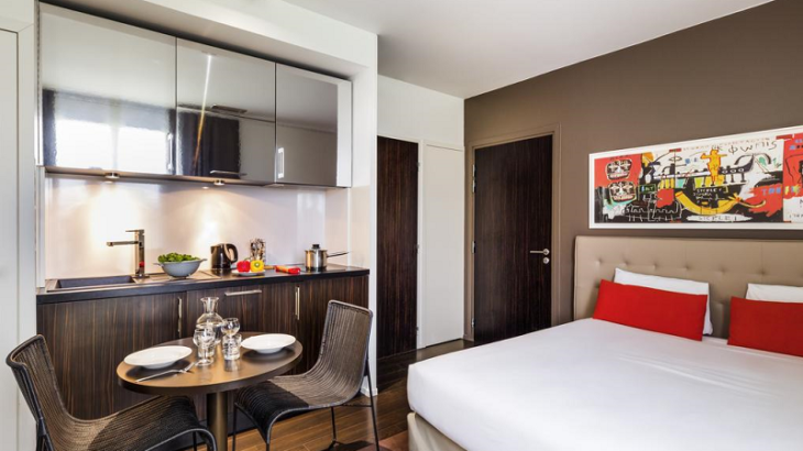 Gare du Nord to Hipark by Adagio Serris-Val d'Europe