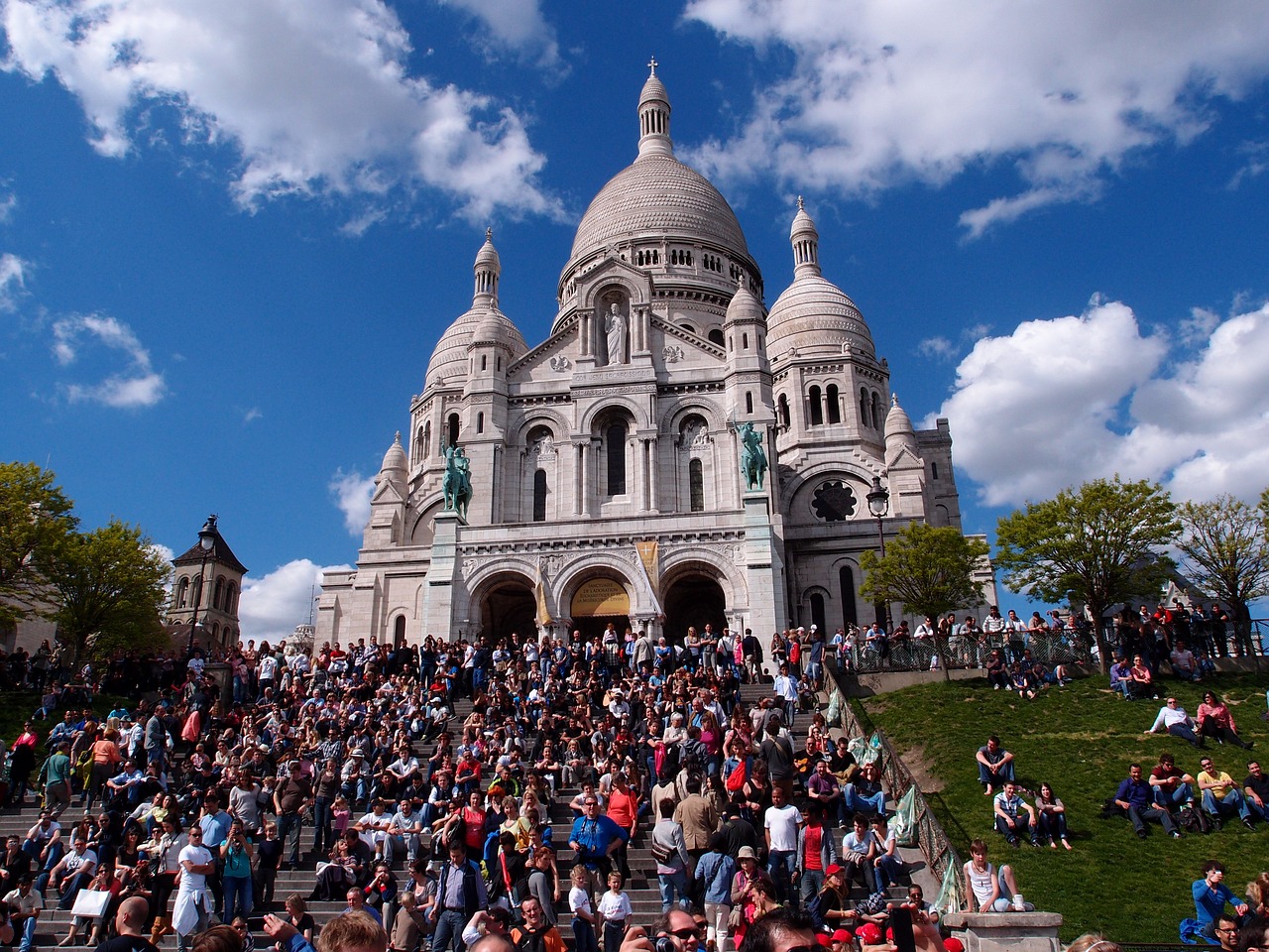 How To Get from Orly Airport to Montmartre