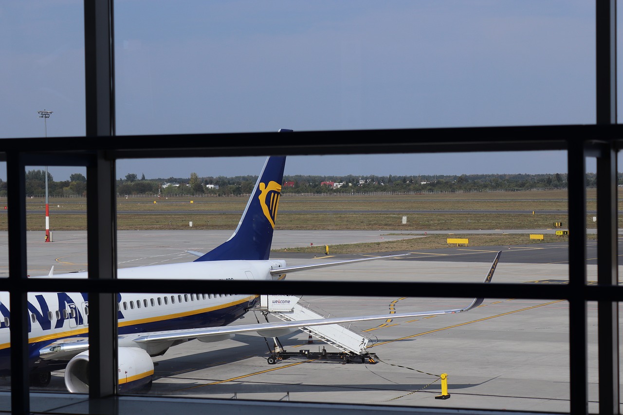 How To Get from Paris To Beauvais Airport